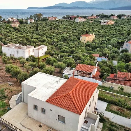 Gythio Mare Apt * Mavrovoúnion