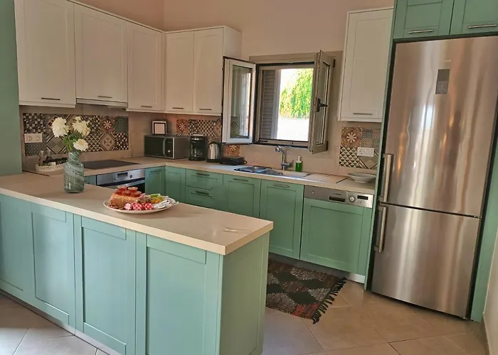 Gythio Mare Apt * Mavrovoúnion